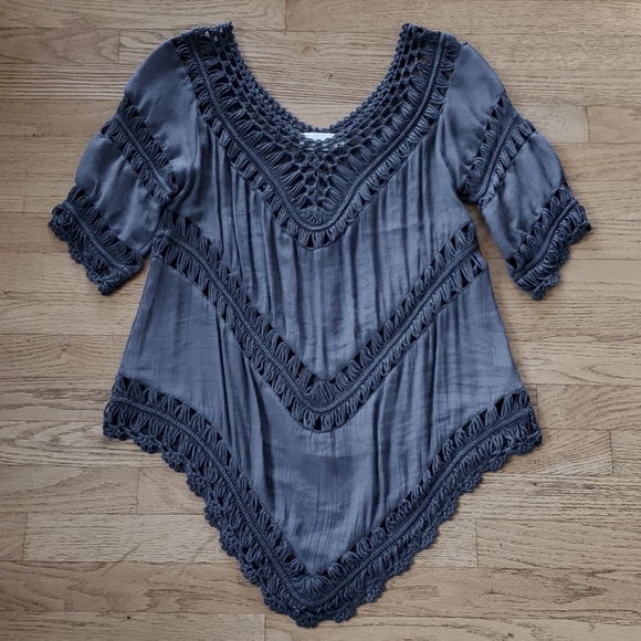 Dreamers Tops - Dreamers crochet tunic